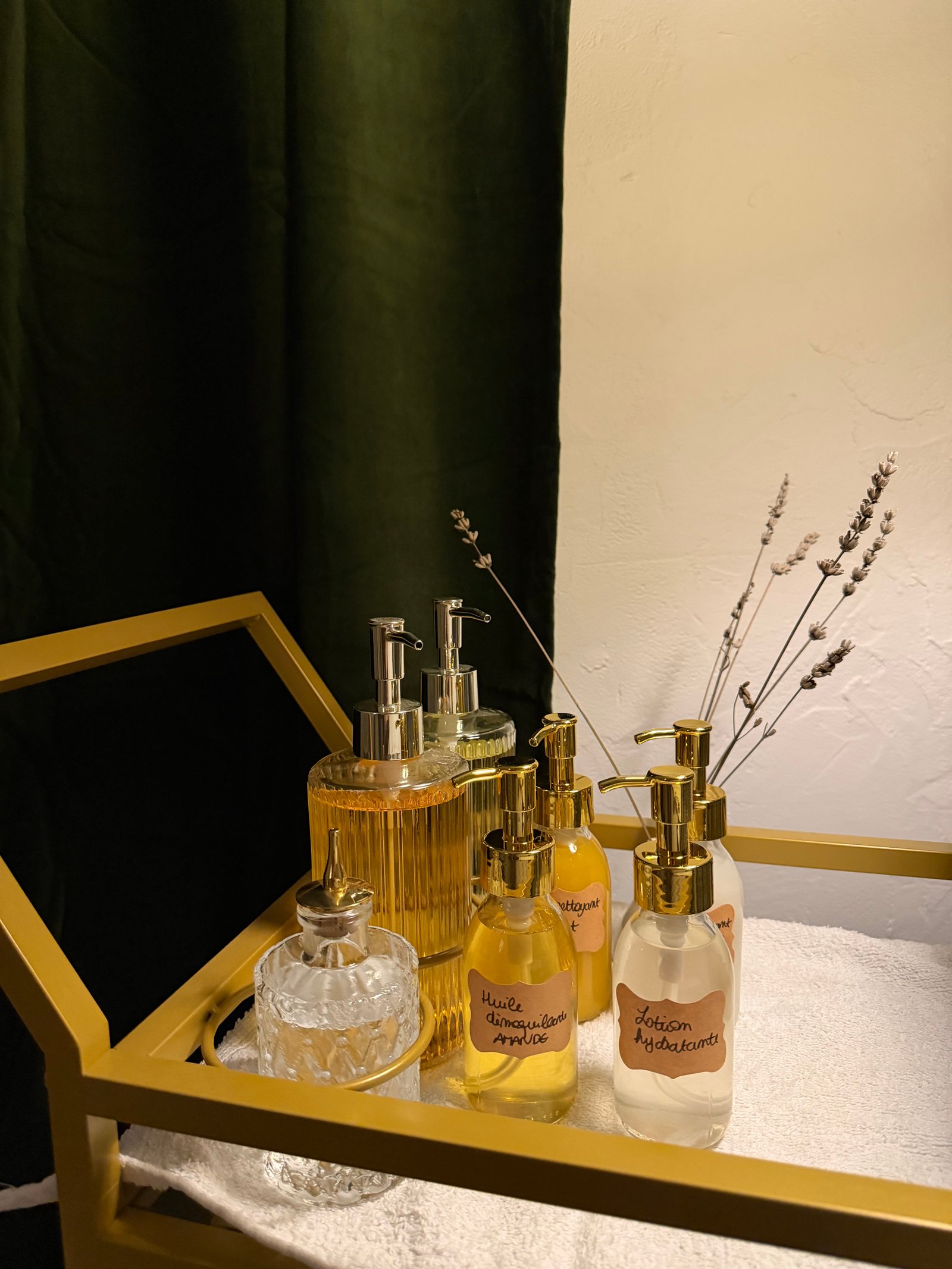 Clémence, masseuse à La Maison Rose